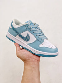 Nike SB Dunk Low  "Foggy Blue  "