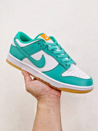 Nike SB Dunk Low "Aqua Blue"