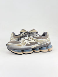 New balance 2000 beige and blue