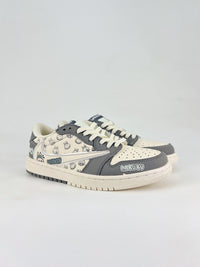 Nike air Jordan 1 low grey labubu