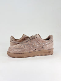 nike airforce1 low velvet brown