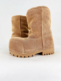 BALENCIAGA camel boots
