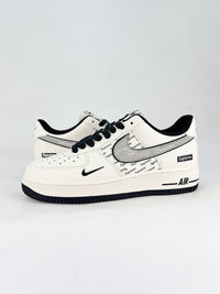 nike airforce1 low black and white